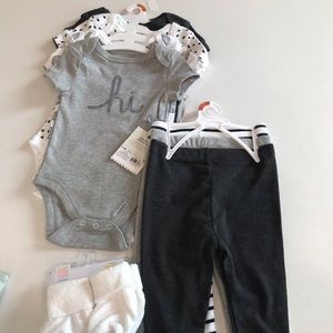 NWT Cloud Island Onesies and Pants Set 6-9M